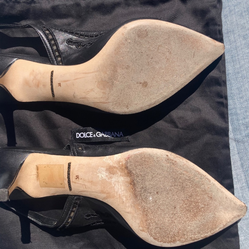 Black eyelet sling-back kitten heels - Picture 3 of 3
